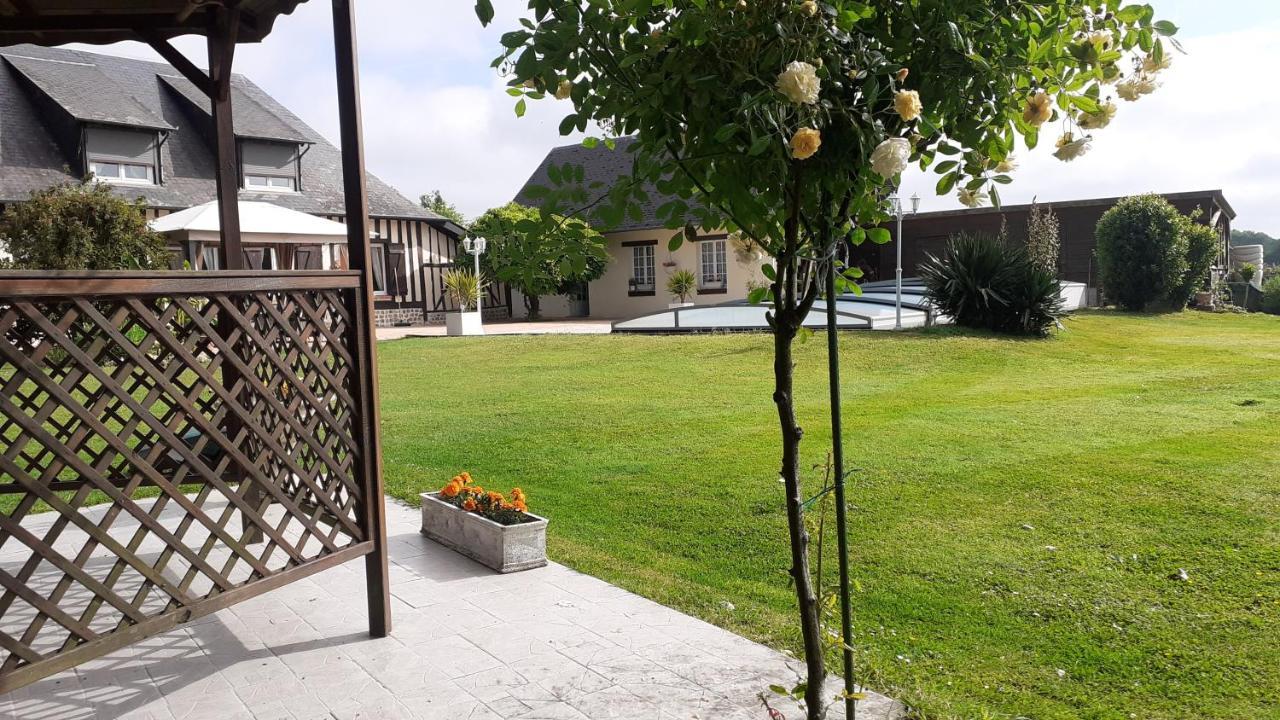 伯兹维尔Pressoir Les Campenottes住宿加早餐旅馆 外观 照片
